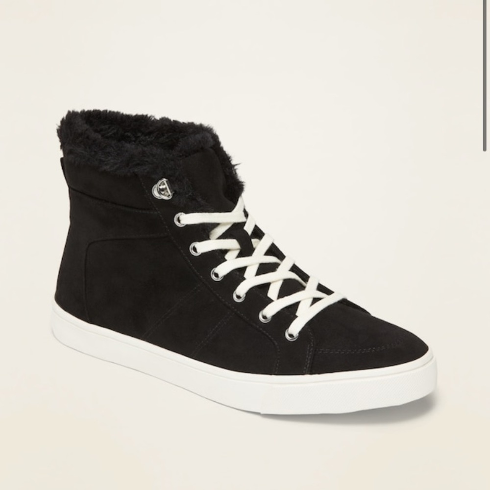 Old Navy Sueded Faux-Fur-Lined High-Tops Shoes